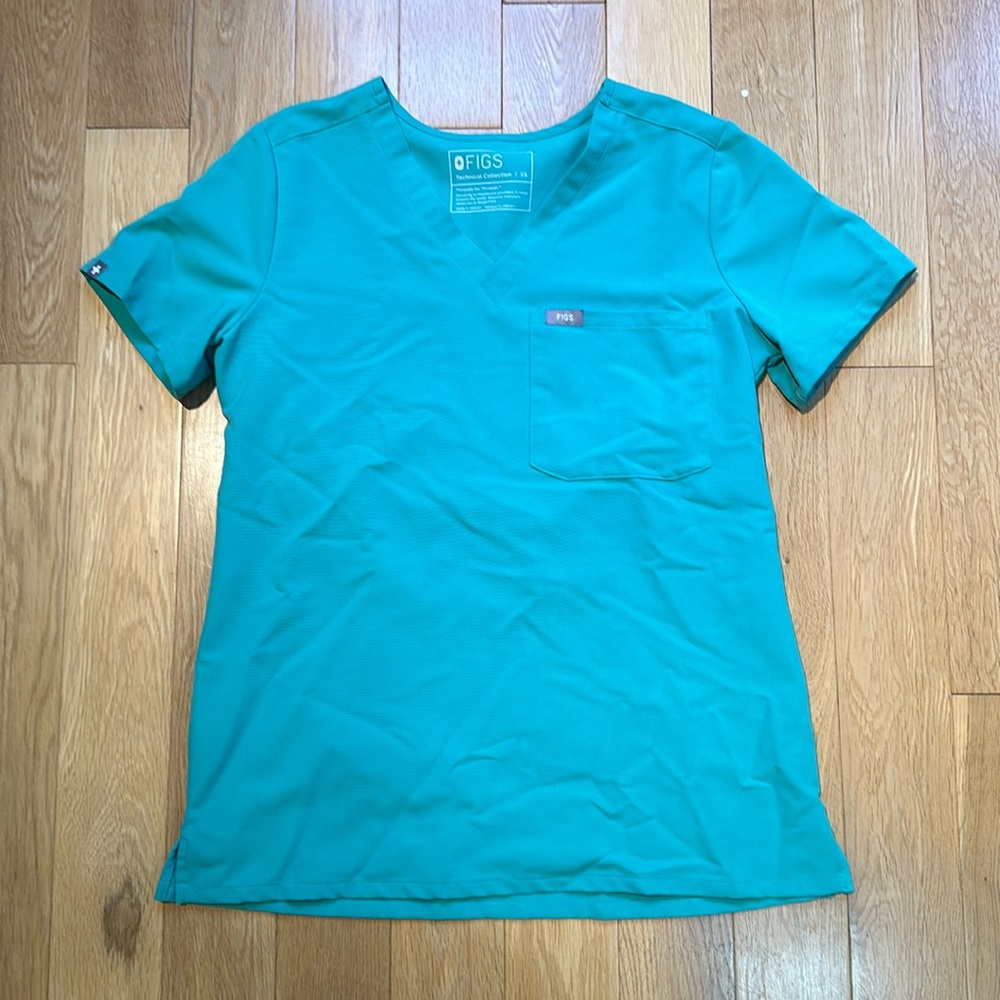 Surgical Green Catarina™ - One-Pocket Scrub Top - XS / Surgical Green